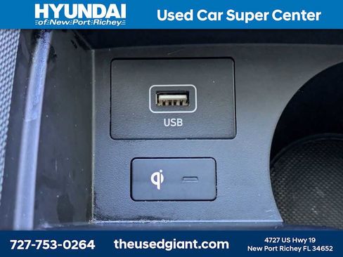 Certified 2023 Hyundai Santa Fe Limited FWD image 32