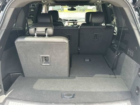 Used 2024 Cadillac XT6 Sport w/ LPO, Onyx Lite Package AWD/4WD image 17