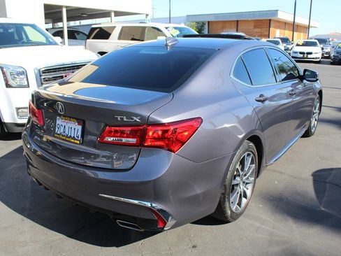 Used 2018 Acura TLX V6 w/ Technology Package FWD image 7