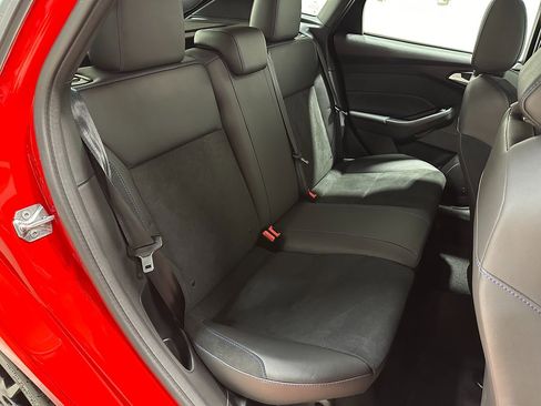 Used 2018 Ford Focus RS image 14