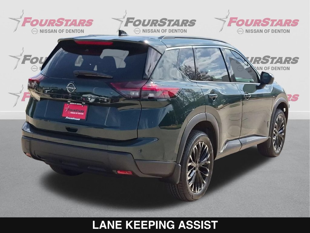 New 2026 Nissan Rogue Dark Armor FWD image 4