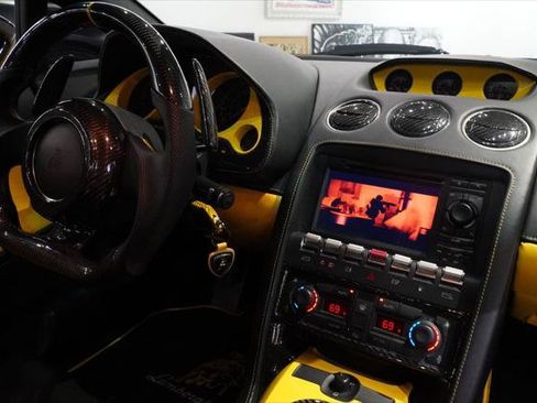 Used 2004 Lamborghini Gallardo AWD/4WD image 39