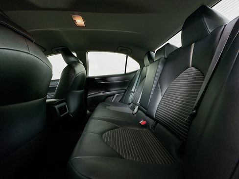 Used 2019 Toyota Camry SE FWD image 26