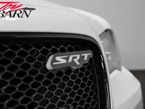 Used 2023 Chrysler 300 C RWD image 9