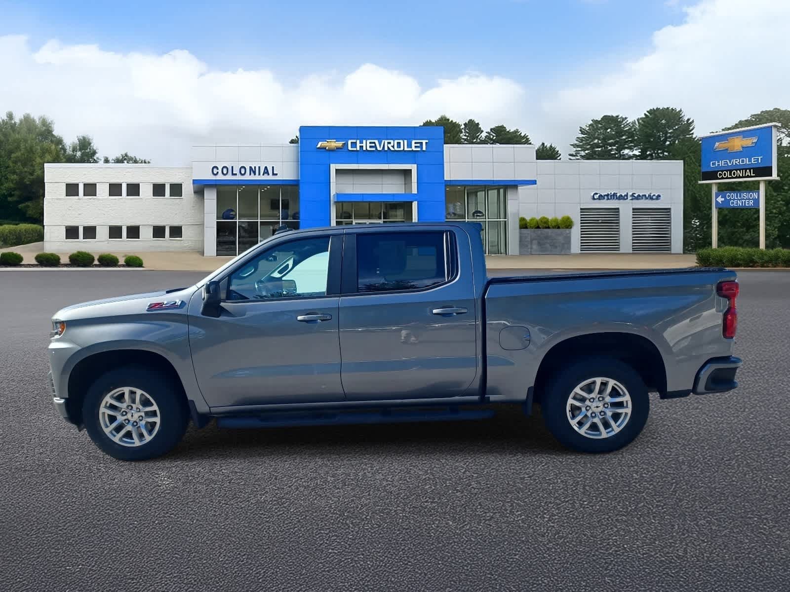 Used 2021 Chevrolet Silverado 1500 RST AWD/4WD image 6