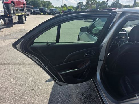 Used 2013 Chevrolet Malibu LTZ FWD image 8