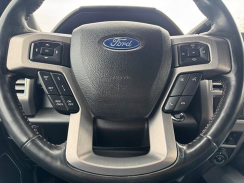 Used 2021 Ford F250 Platinum image 19