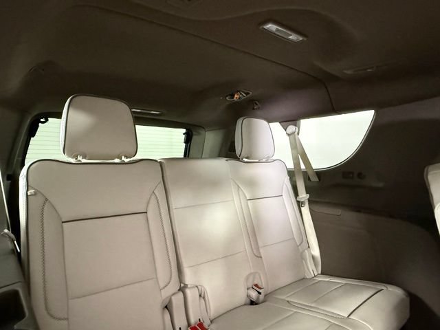 Used 2025 GMC Yukon XL Denali w/ Sun & Power Step Package RWD image 30