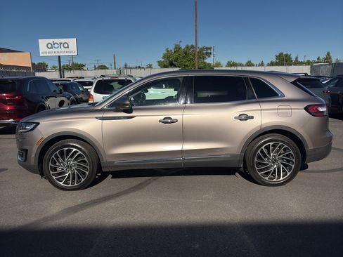 Used 2019 Lincoln Nautilus Reserve AWD/4WD image 4