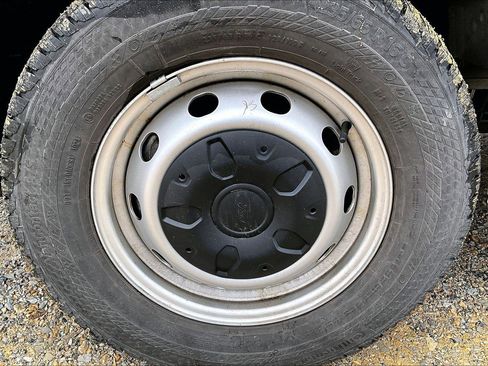 Certified 2024 Ford Transit 250 250 w/ Interior Upgrade Package image 8