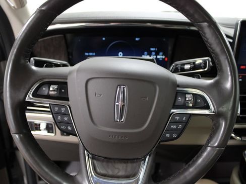 Used 2023 Lincoln Navigator Reserve AWD/4WD image 41