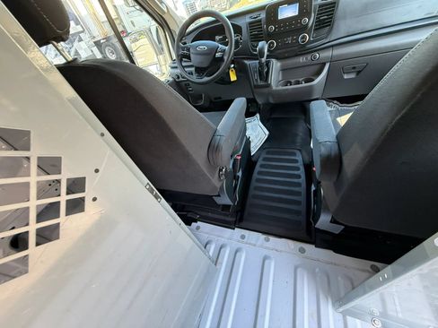 Used 2022 Ford Transit 150 Low Roof RWD image 52