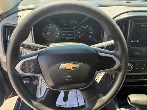 Used 2019 Chevrolet Colorado W/T w/ WT Convenience Package AWD/4WD image 17
