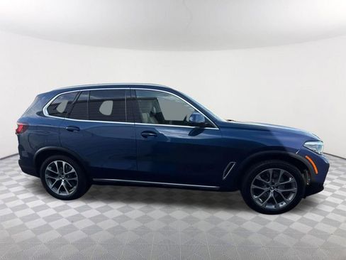 Used 2022 BMW X5 xDrive40i w/ Premium Package image 4