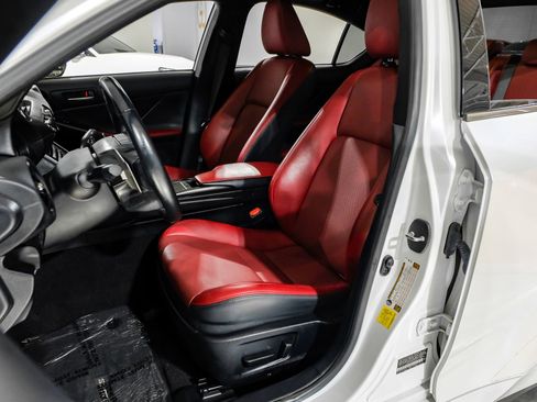 Used 2024 Lexus IS 300 w/ Comfort Package image 39