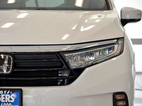 Used 2023 Honda Odyssey EX-L image 11