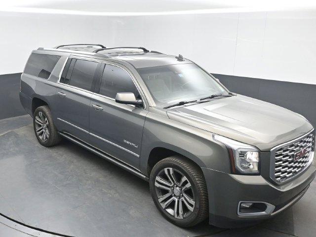 Used 2018 GMC Yukon XL Denali w/ Denali Ultimate Package AWD/4WD image 22
