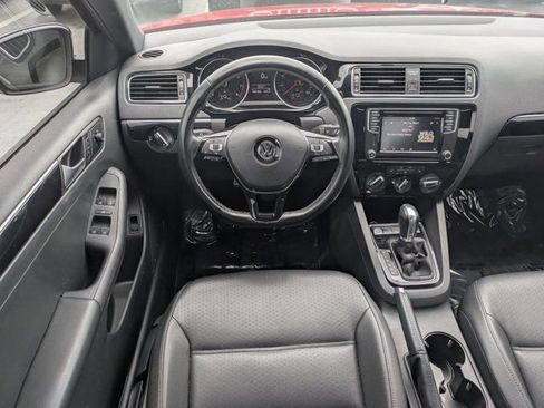Used 2018 Volkswagen Jetta Sport FWD image 15