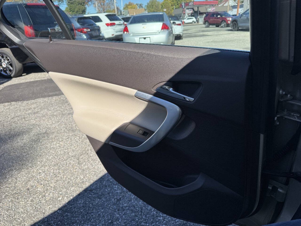 Used 2015 Buick Regal AWD image 31