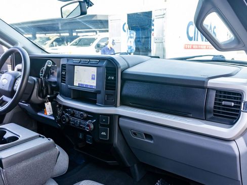 Used 2023 Ford F350 XLT image 17