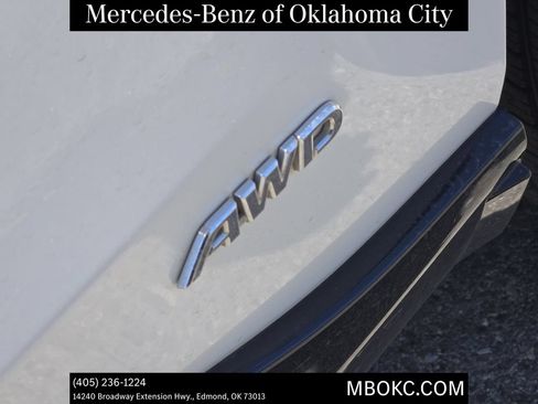Used 2023 Toyota RAV4 XSE AWD/4WD image 10