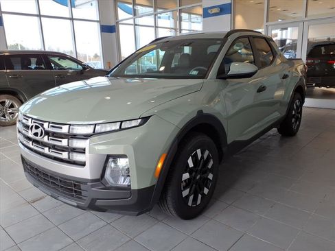 Certified 2025 Hyundai Santa Cruz SEL image 8