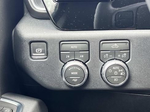 New 2026 GMC Sierra 1500 Elevation image 26