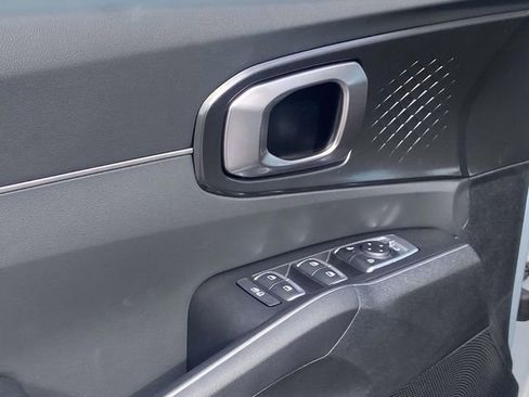 New 2026 Kia Sorento EX w/ EX Premium Package FWD image 13