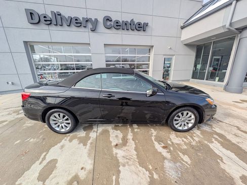 Used 2013 Chrysler 200 Touring w/ Cold Weather Group image 3