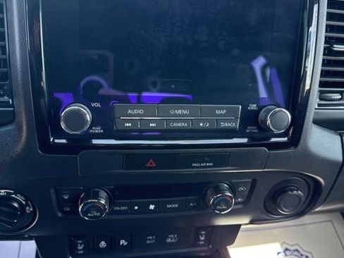 Used 2023 Nissan Frontier PRO-4X w/ Pro Convenience Package AWD/4WD image 19