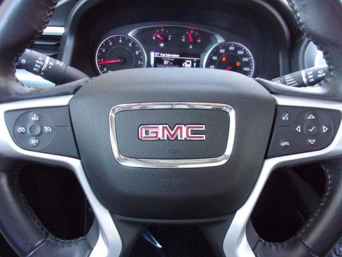 Used 2018 GMC Acadia SLT image 20