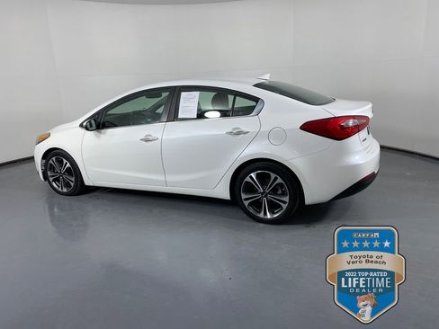 Used 2016 Kia Forte EX w/ EX Premium Package image 4
