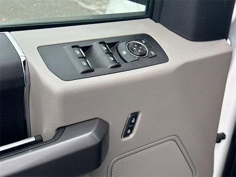 Used 2020 Ford F150 XLT w/ Trailer Tow Package image 25