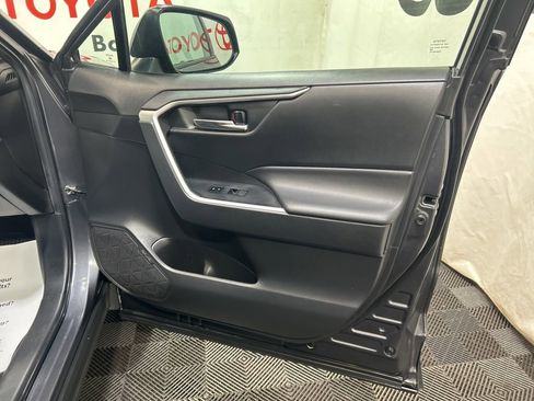 Used 2024 Toyota RAV4 XLE w/ Convenience Package image 11