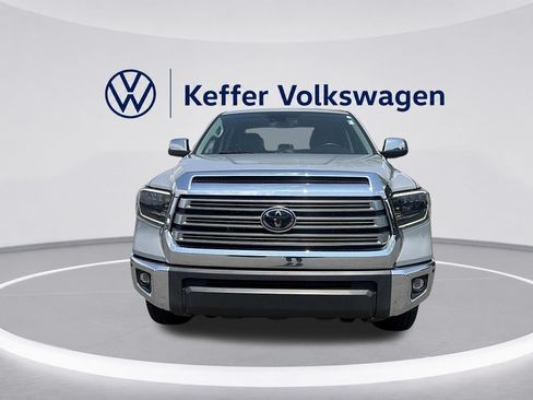 Used 2021 Toyota Tundra Limited w/ Limited Premium Package AWD/4WD image 8