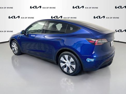 Used 2021 Tesla Model Y Long Range AWD/4WD image 5