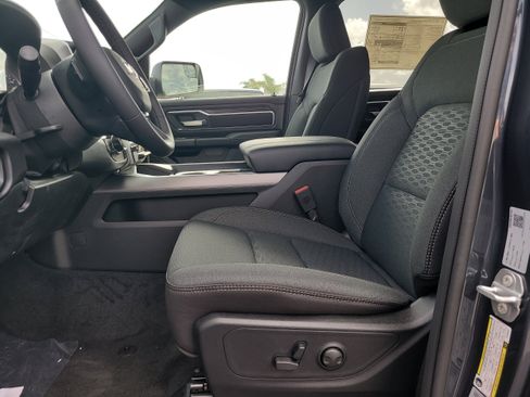 New 2026 RAM 1500 Big Horn AWD/4WD image 12