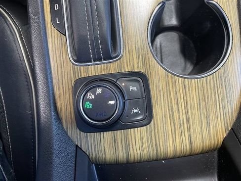 Used 2017 GMC Acadia Denali w/ Technology Package AWD/4WD image 24