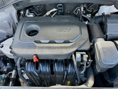 Used 2018 Hyundai Santa Fe Sport image 27