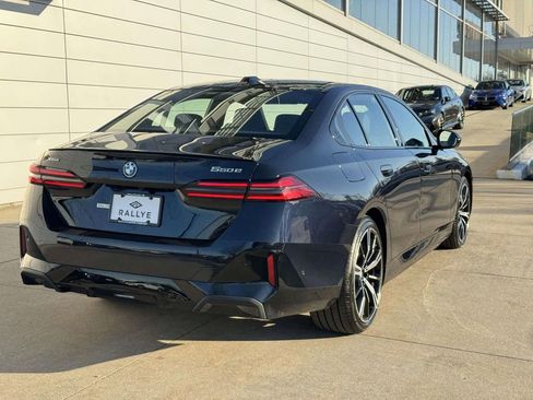 Used 2026 BMW 550e xDrive image 6