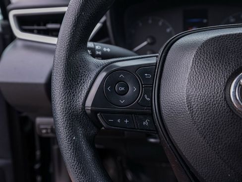 Used 2024 Toyota Corolla LE image 25