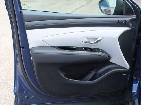 Used 2025 Hyundai Tucson Limited AWD/4WD image 11