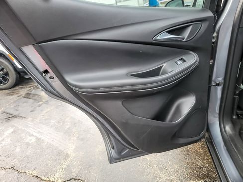 Used 2021 Buick Encore GX Select image 18