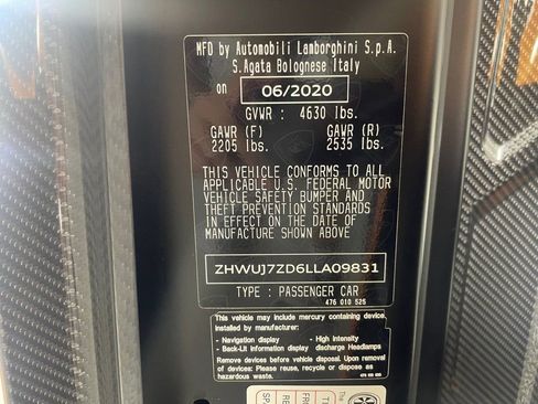 Used 2020 Lamborghini Sian Coupe image 19