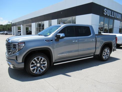 Used 2026 GMC Sierra 1500 Denali w/ Denali Reserve Package AWD/4WD image 4