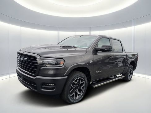New 2026 RAM 1500 Laramie AWD/4WD image 7