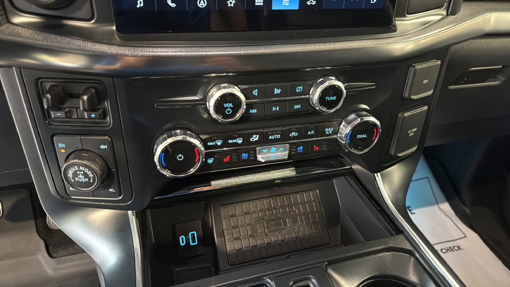 Used 2024 Ford F150 Raptor AWD/4WD image 42