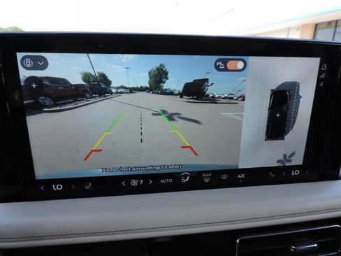 Used 2025 Lincoln Aviator Reserve w/ Equipment Group 201A AWD/4WD image 26