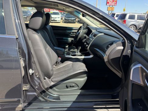 Used 2015 Nissan Altima 2.5 SL w/ Technology Package FWD image 20