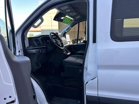 Used 2023 Ford Transit 350 XLT image 21